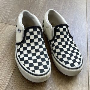 VANS checkered KIDS size 2